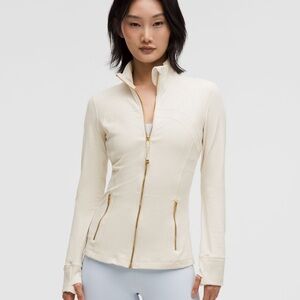 Lululemon Athletica Define Jacket *Nulu
Light Ivory/Gold/Gold